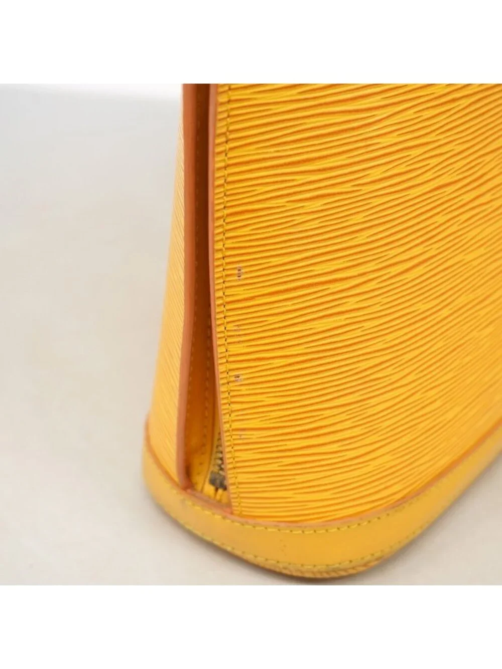 Louis Vuitton Shoulder Bag Epi Lussac Jaune